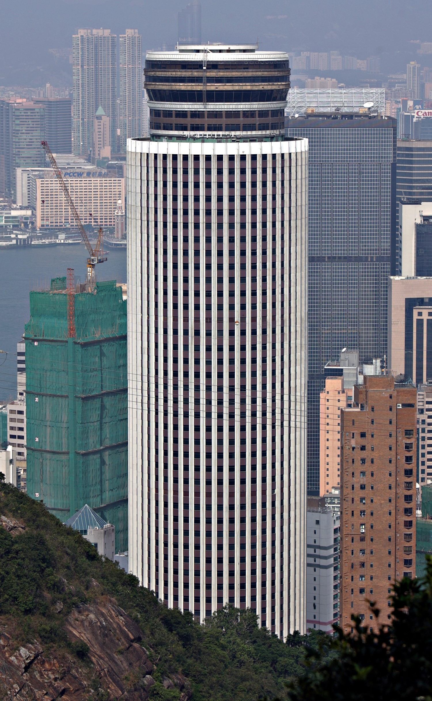 Hopewell Centre, Hong Kong - View from Stubbs Road. © Mathias Beinling